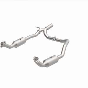 Ford E-350 Super Duty Performance Exhaust - Magnaflow - OEM Grade Direct-Fit Catalytic Converter - `17-`19