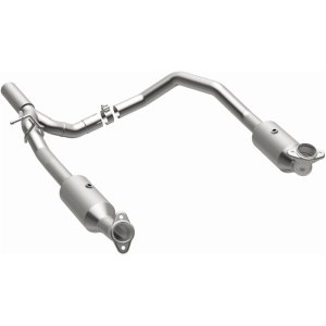 Ford E-450 Super Duty Performance Exhaust - Magnaflow - OEM Grade Direct-Fit Catalytic Converter - `17-`19