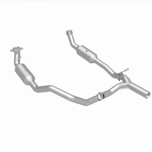 Ford E-450 Super Duty Performance Exhaust - Magnaflow - OEM Grade Direct-Fit Catalytic Converter - `17-`19