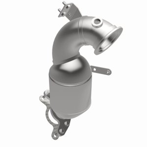 Chevrolet Cruze Catalytic Converter - Front - Magnaflow - OEM Grade Direct-Fit - `18-`19