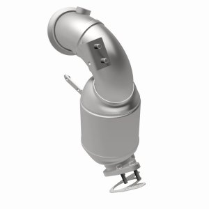 Chevrolet Cruze Catalytic Converter - Front - Magnaflow - OEM Grade Direct-Fit - `18-`19