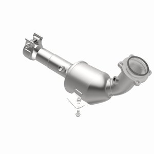 Chevrolet Camaro Catalytic Converter - Magnaflow - OEM Grade Federal / EPA Compliant Direct Fit - `16-`23