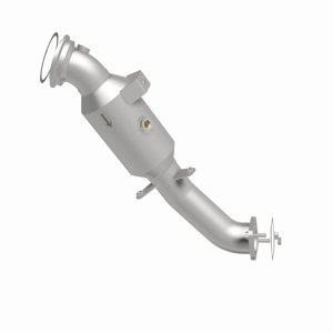 Chevrolet Silverado 1500 Direct-Fit Catalytic Converter - Magnaflow - OEM Grade - `19-`23