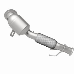 Ford Escape Catalytic Converter - Front Underbody - Magnaflow - Direct Fit - `20-`22