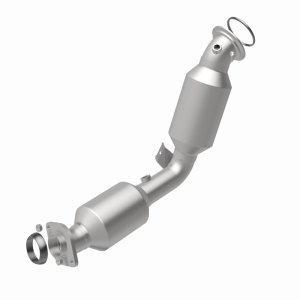 Toyota Sequoia Catalytic Converter - Right - Magnaflow - OEM Grade Direct-Fit - `23-`24