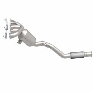 Ford EcoSport Catalytic Converter - Single - Magnaflow - Direct-Fit Manifold, OEM Grade - `18-`22 Ford EcoSport Catalytic Converter - Single - Magnaflow - Direct-Fit Manifold, OEM Grade - `18-`22