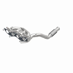 Ford EcoSport Catalytic Converter - Single - Magnaflow - Direct-Fit Manifold, OEM Grade - `18-`22 Ford EcoSport Catalytic Converter - Single - Magnaflow - Direct-Fit Manifold, OEM Grade - `18-`22