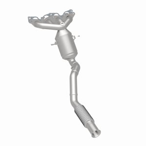Ford EcoSport Catalytic Converter - Single - Magnaflow - Direct-Fit Manifold, OEM Grade - `18-`22 Ford EcoSport Catalytic Converter - Single - Magnaflow - Direct-Fit Manifold, OEM Grade - `18-`22