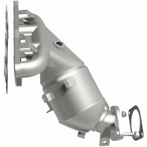 Nissan Kicks Catalytic Converter - Magnaflow - OEM Grade Direct-Fit - `18-`24