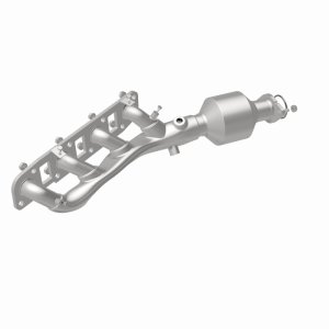 Nissan Armada Manifold Catalytic Converter - Right - Magnaflow - OEM Grade Direct-Fit - `17-`22