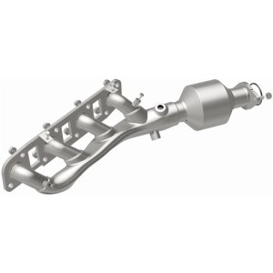 Nissan Armada Manifold Catalytic Converter - Right - Magnaflow - OEM Grade Direct-Fit - `17-`22