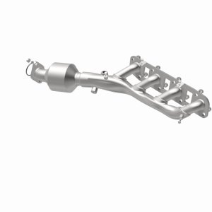 Nissan Armada Catalytic Converter - Left - Magnaflow - OEM Grade Direct-Fit - `17-`22
