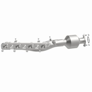 Nissan Armada Catalytic Converter - Left - Magnaflow - OEM Grade Direct-Fit - `17-`22