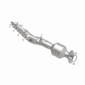 Nissan Titan Catalytic Converter - Left - Magnaflow - OEM Grade Direct-Fit - `17-`21