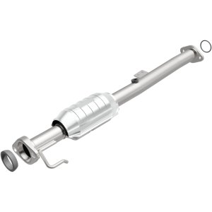Chevrolet Tracker Catalytic Converter - Magnaflow - California Grade CARB Compliant - 2000