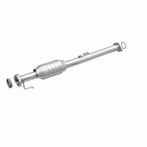 Chevrolet Tracker Catalytic Converter - Magnaflow - California Grade CARB Compliant - 2000
