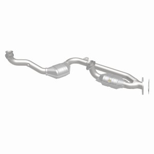 Lincoln Continental Catalytic Converter - Magnaflow - CARB Compliant Direct-Fit - `96-`00