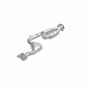 Lincoln Continental Catalytic Converter - Magnaflow - CARB Compliant Direct-Fit - `96-`00