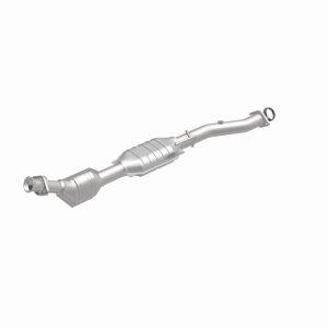 Mazda B2500 Catalytic Converter - Magnaflow - California Direct-Fit - `98-`00