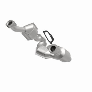 Ford Ranger Catalytic Converter - Front - Magnaflow - California Grade CARB Compliant Direct-Fit - 2003