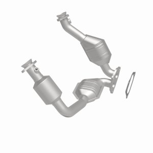 Mazda B3000 Catalytic Converter - Front - Magnaflow - California Grade CARB Compliant Direct-Fit - 2003