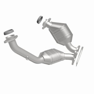 Ford Ranger Catalytic Converter - Front - Magnaflow - California Grade CARB Compliant Direct-Fit - `01-`03