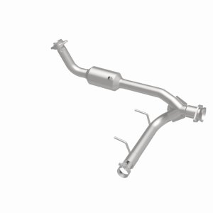 Lincoln Navigator Catalytic Converter - Magnaflow - Direct Fit - 2005