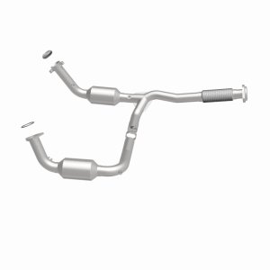 Chevrolet Trailblazer EXT Catalytic Converter - Magnaflow - California Grade CARB Compliant, Direct-Fit - 2004