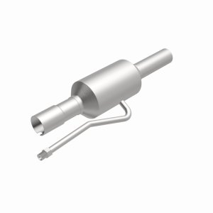 Dodge Ram Catalytic Converter - Magnaflow - Direct Fit, CARB Compliant - 2002