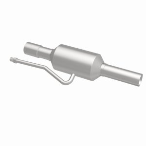 Dodge Ram Catalytic Converter - Magnaflow - Direct Fit, CARB Compliant - 2002