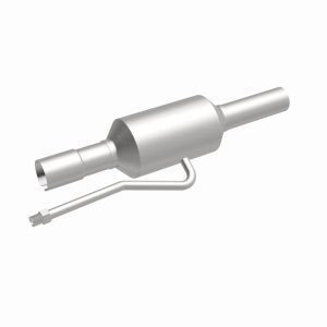 Dodge Ram Catalytic Converter - Magnaflow - Direct Fit, CARB Compliant - 2002