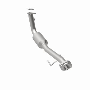 GMC Yukon Catalytic Converter - Magnaflow - California Grade CARB Compliant Direct-Fit - `02-`03 GMC Yukon Catalytic Converter - Magnaflow - California Grade CARB Compliant Direct-Fit - `02-`03