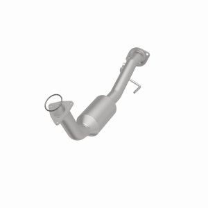GMC Yukon Catalytic Converter - Magnaflow - California Grade CARB Compliant Direct-Fit - `02-`03 GMC Yukon Catalytic Converter - Magnaflow - California Grade CARB Compliant Direct-Fit - `02-`03