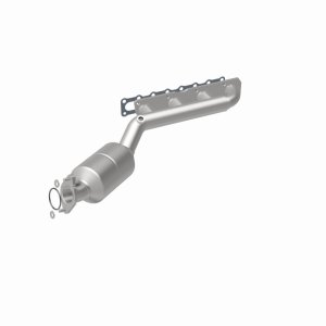 Nissan Titan Performance Exhaust - Magnaflow - California Grade CARB Compliant Direct-Fit - `04-`06