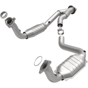 Chevrolet SSR Catalytic Converter - Magnaflow - California Grade CARB Compliant Direct-Fit - 2003 Chevrolet SSR Catalytic Converter - Magnaflow - California Grade CARB Compliant Direct-Fit - 2003