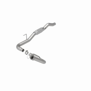 GMC Yukon XL 2500 Catalytic Converter - Magnaflow - California Grade CARB Compliant Direct-Fit - `01-`03