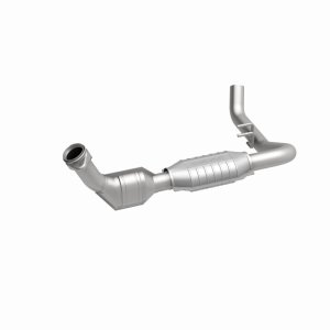Ford Expedition Catalytic Converter - Magnaflow - California Direct-Fit - `99-`00