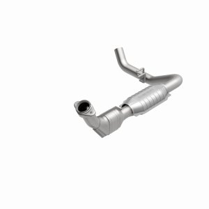 Ford Expedition Catalytic Converter - Magnaflow - California Direct-Fit - `99-`00