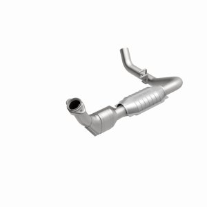 Ford Expedition Catalytic Converter - Magnaflow - California Direct-Fit - `99-`00