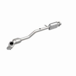 Ford Explorer Catalytic Converter - Magnaflow - California Grade CARB Compliant Direct-Fit - `99-`01