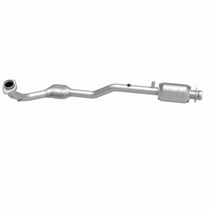 Ford Explorer Catalytic Converter - Magnaflow - California Grade CARB Compliant Direct-Fit - `99-`01