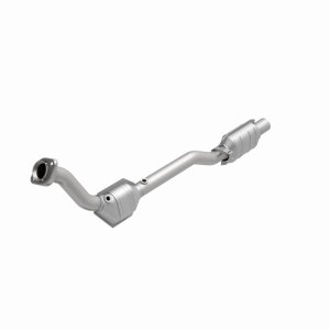 Ford Explorer Catalytic Converter - Magnaflow - CARB Compliant Direct-Fit - `99-`01