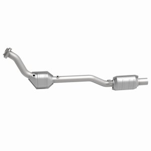 Ford Explorer Catalytic Converter - Magnaflow - CARB Compliant Direct-Fit - `99-`01