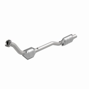 Ford Explorer Catalytic Converter - Magnaflow - CARB Compliant Direct-Fit - `99-`01