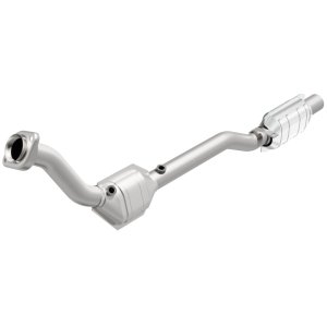Ford Explorer Catalytic Converter - Magnaflow - CARB Compliant Direct-Fit - `99-`01 Ford Explorer Catalytic Converter - Magnaflow - CARB Compliant Direct-Fit - `99-`01