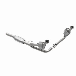 Dodge Dakota Catalytic Converter - Magnaflow - Direct-Fit, California Grade CARB Compliant - `00-`03