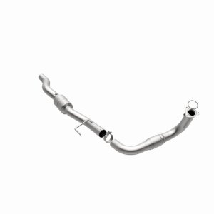 Chevrolet Avalanche 2500 Catalytic Converter - Driver Side - Magnaflow - California Grade CARB Compliant Direct-Fit - `04-`05