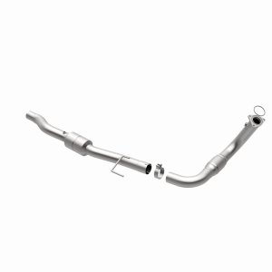 Chevrolet Avalanche 2500 Catalytic Converter - Driver Side - Magnaflow - California Grade CARB Compliant Direct-Fit - `04-`05