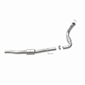 Chevrolet Avalanche 2500 Catalytic Converter - Driver Side - Magnaflow - California Grade CARB Compliant Direct-Fit - `04-`05