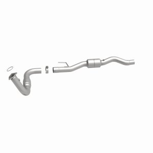 Chevrolet Suburban 2500 Catalytic Converter - Driver Side - Magnaflow - California Grade CARB Compliant Direct-Fit - `04-`05